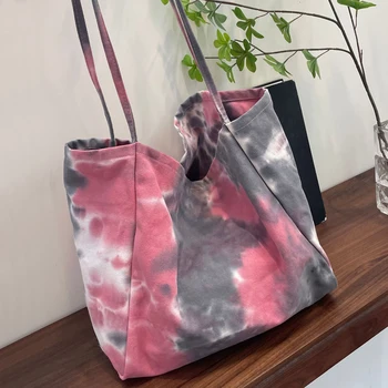  Большие сумки большой емкости в стиле преппи для женщин Роскошные дизайнерские сумки Кошелек 2023 Новинка в холсте Tie-Dye Process Ткань Плечо