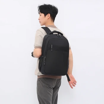 2023 Новые мужские нейлоновые рюкзаки Мода Популярные многофункциональные повседневные бизнес-сумки для отдыха мальчиков через плечо