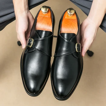 Новые черные лоферы для мужчин Коричневый ремешок с пряжкой Твердый круглый носок Искусственная кожа Мужская обувь Размер 38-46 Мужская классическая обувь