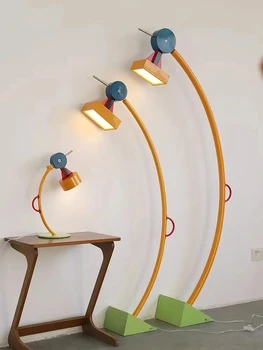 Художественный дизайн Светодиодный торшер, креативные цветные строительные блоки, Гостиная Детская комната Регулируемый угол освещения